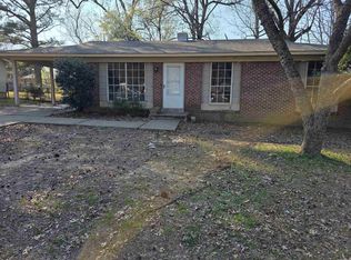 617 Lehman Dr, Jacksonville, AR 72076