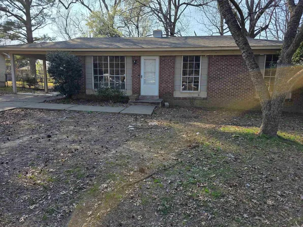 617 Lehman Dr, Jacksonville, AR 72076