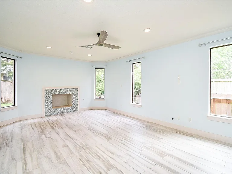 755 Last Arrow Dr — Photo 25