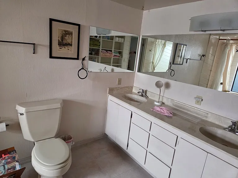 3500 N Country Club Dr — Photo 8