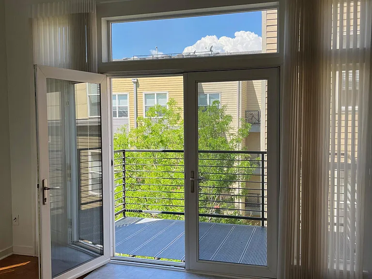 7240 W Custer Ave #401 — Photo 2