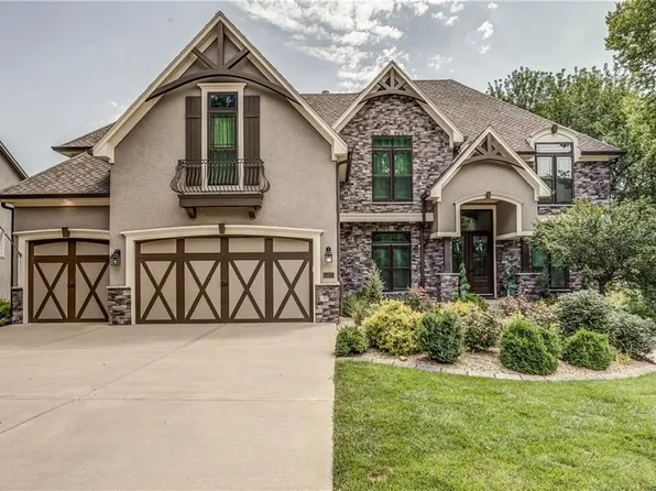 11485 S Gleason Rd, Olathe, KS 66061