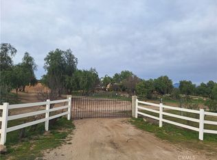 40752 El Pequito Rd, Hemet, CA 92544