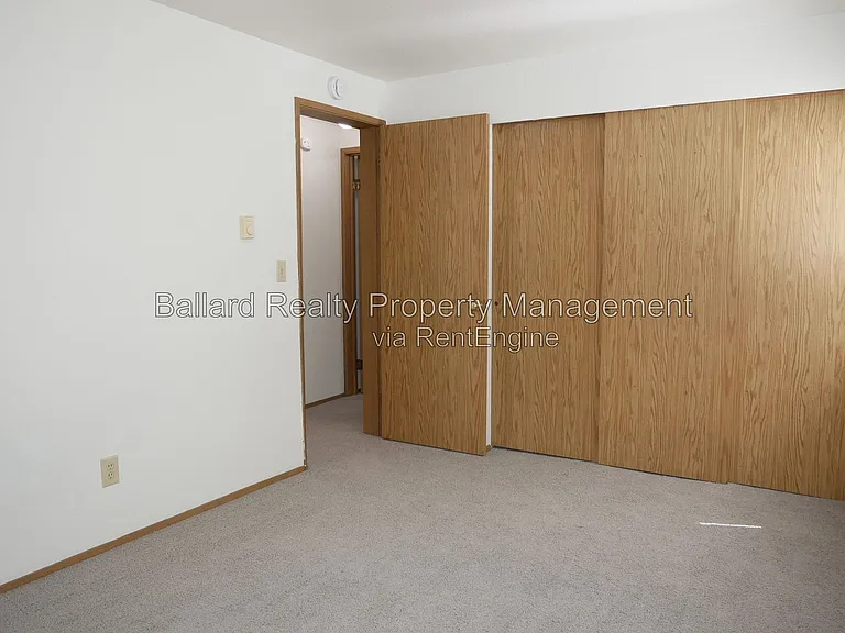 3232 21st Ave W #1 — Photo 10