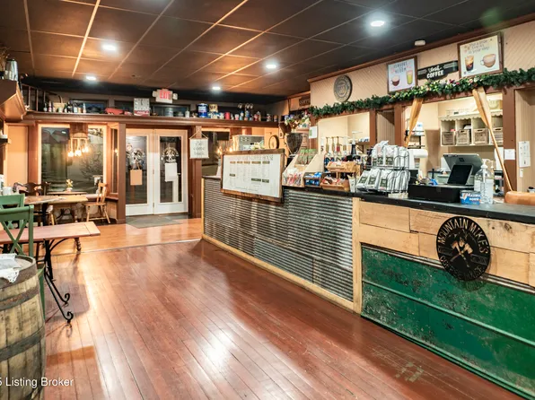 138 E Main St, Glendale, KY 42740