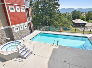 2242 Whatcom Rd #411, Abbotsford, BC V3G0G3