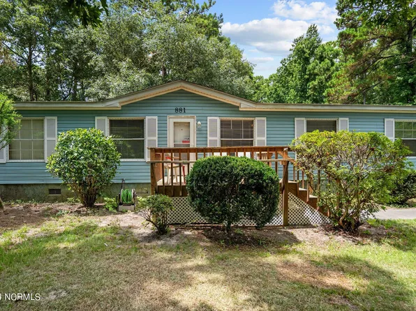 881 Wildwood Circle, Hampstead, NC 28443