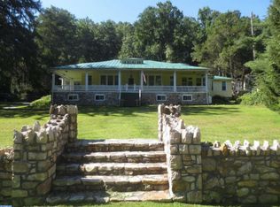 132 Icedale Rd, Honey Brook, PA 19344