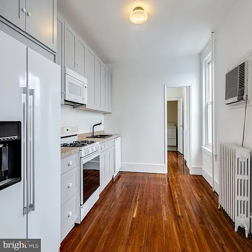 243 Krams Ave Photo 1