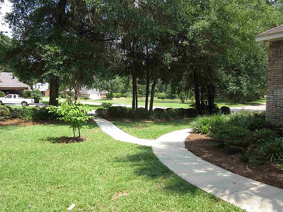 2nd image of 3412 Gardenview Way