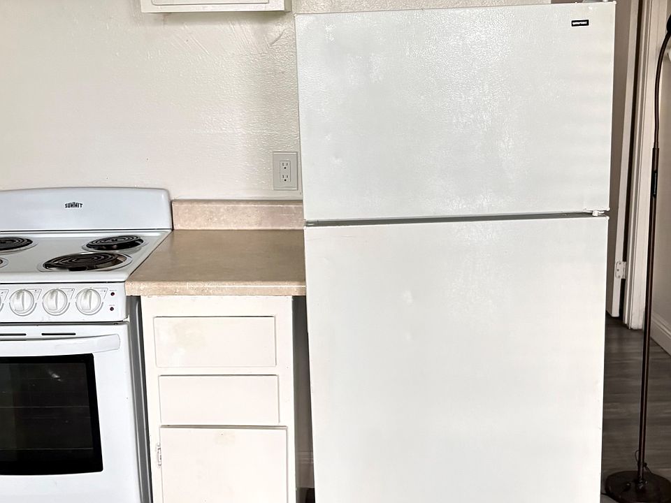 1st image of 2840 Main St APT 18
