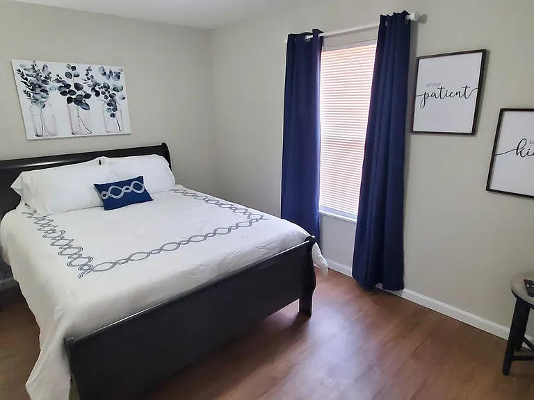 708 Diamond Loop — Photo 12