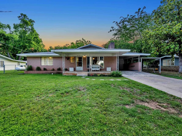 303 Riverside Drive, Kingsland, TX 78639