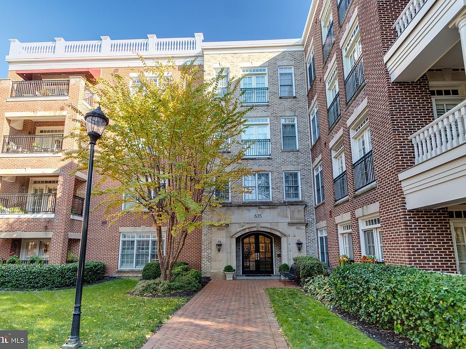1st image of 635 1st St APT 404