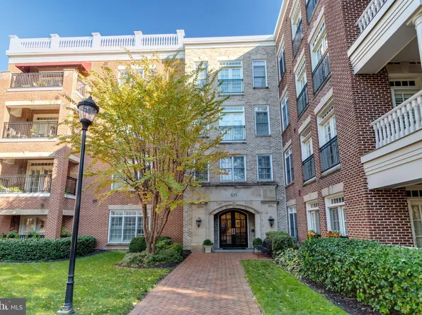 635 1st St APT 404, Alexandria, VA 22314