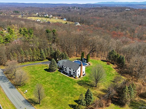 2nd image of 462 Ridge Road