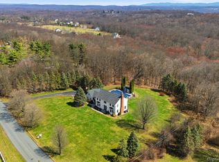 462 Ridge Road, Campbell Hall, NY 10916