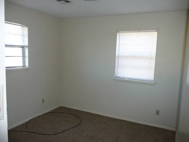 515 SW 69th St — Photo 12