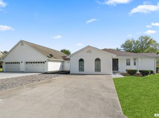 12335 Bermuda Dr, Marion, IL 62959