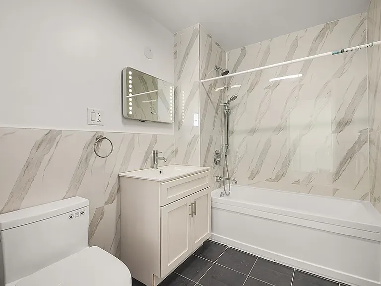 204 Malcolm X Blvd #203 — Photo 4