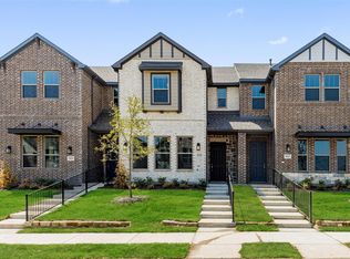 2929 Alto Dr, Sachse, TX 75048