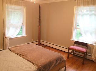 92 Dutchess Hill Rd, Poughkeepsie, NY 12601