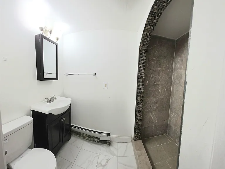 1216 N Ohio Ave — Photo 16