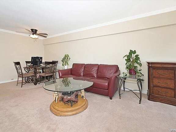 4th image of 6 Birchwood Ct APT 2P