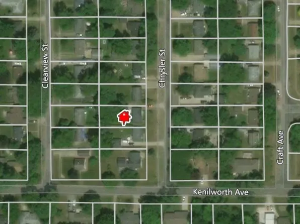 621 Chrysler St, Kalamazoo, MI 49048