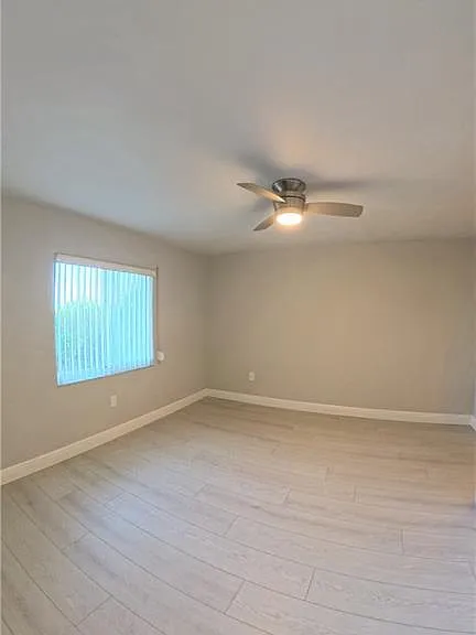 3051 Sandpiper Bay Cir #I304 — Photo 9