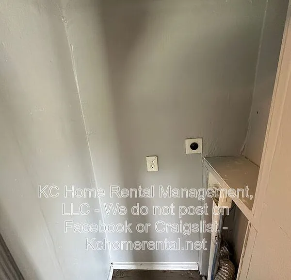 7113 N Highland Ave — Photo 13