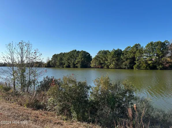 Lot 8 Blue Heron Boulevard, New Hope, NC 27944