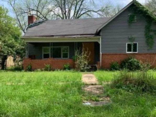 1602 Hayden St, Selma, AL 36703