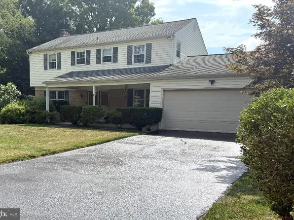 706 Gawain Rd, Plymouth Meeting, PA 19462