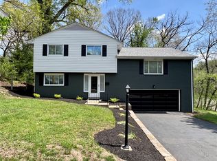 343 Inglewood Dr, Pittsburgh, PA 15228