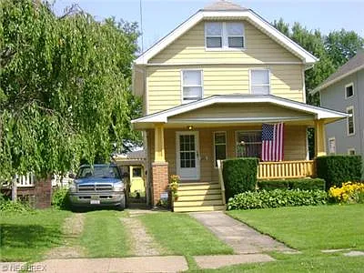 3353 W 95th St photo 1