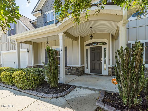 5th image of 838 Mitcham Avenue