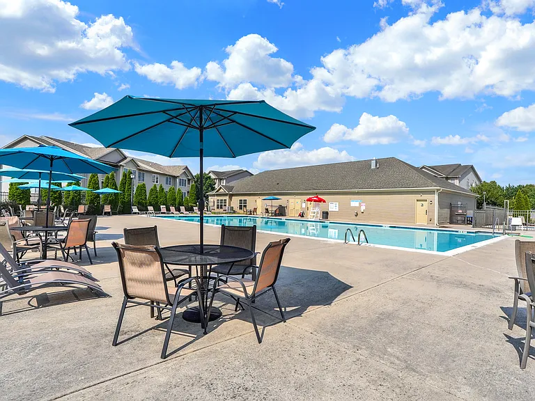 Cortland Apts. — Photo 7