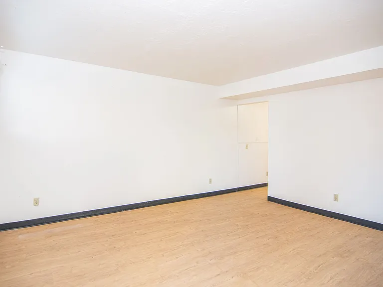 2026 S Orchard Dr — Photo 8