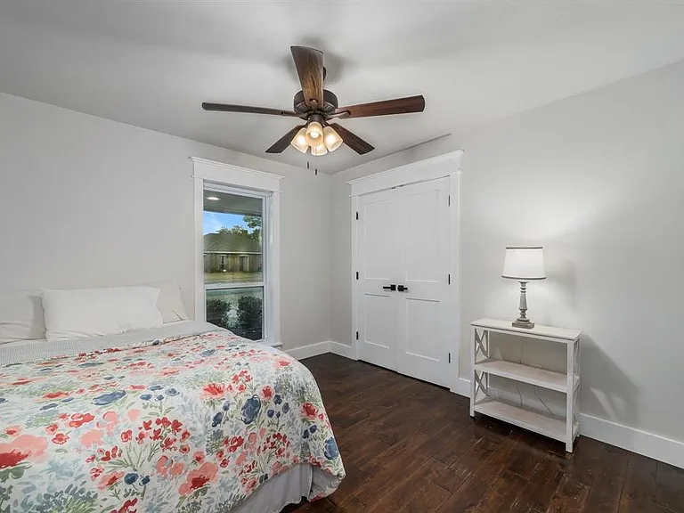1601 Windsong Trl — Photo 22