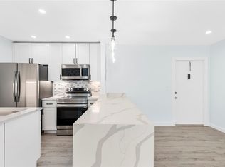 825 NW 13th St APT 101, Boca Raton, FL 33486