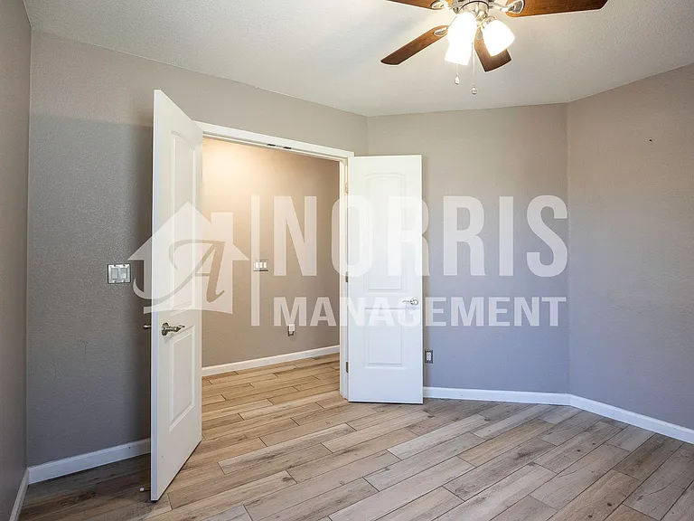 577 W Judi St — Photo 18