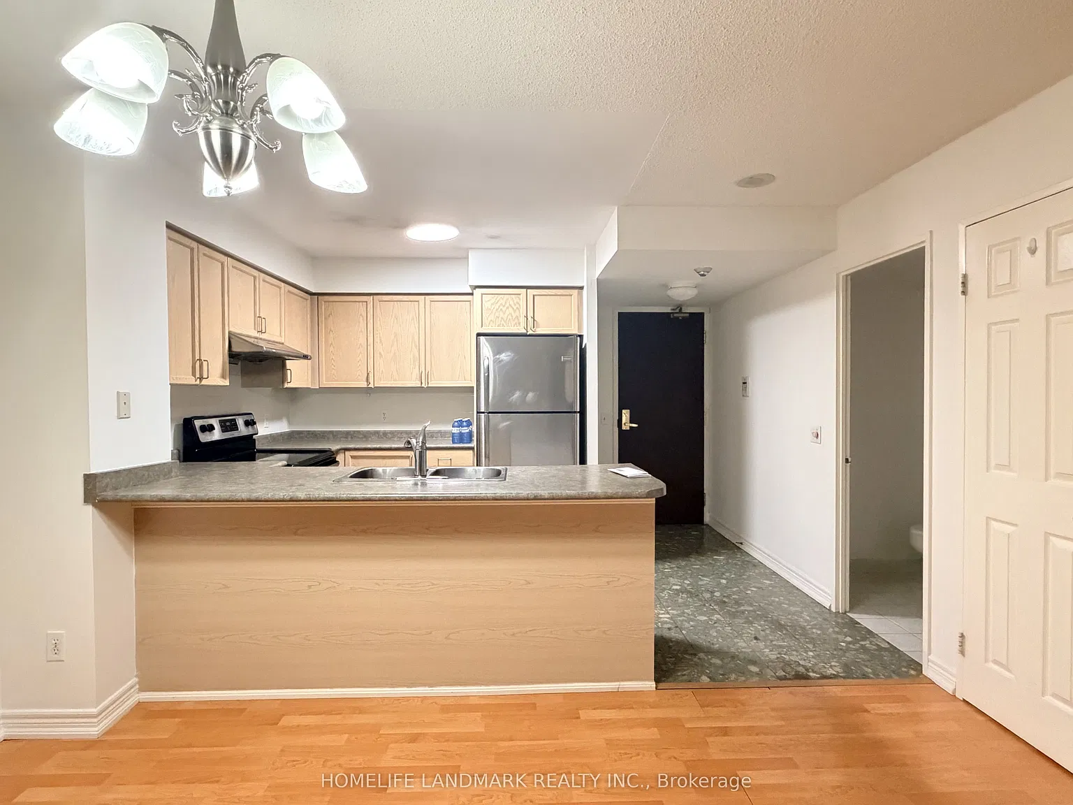 2 bed, $2,900 — Photo 3