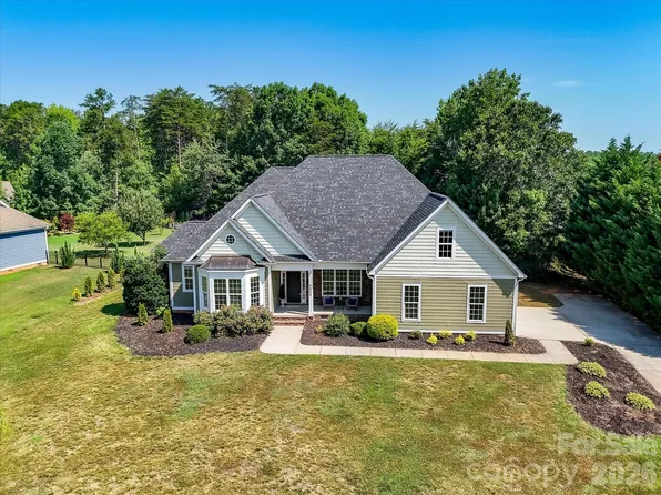 6603 Havencrest Dr, Denver, NC 28037
