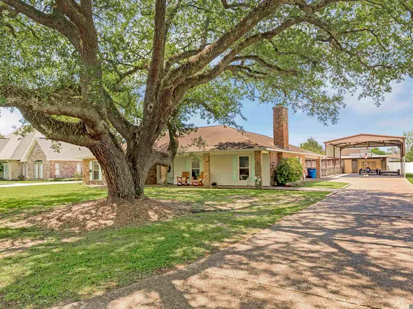 419 Pecan Ave, New Roads, LA 70760