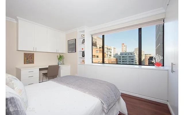 Sold by Douglas Elliman | media 8