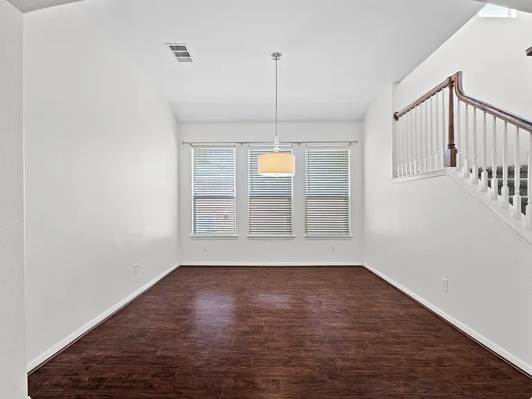 7113 Cromarty Cv — Photo 16
