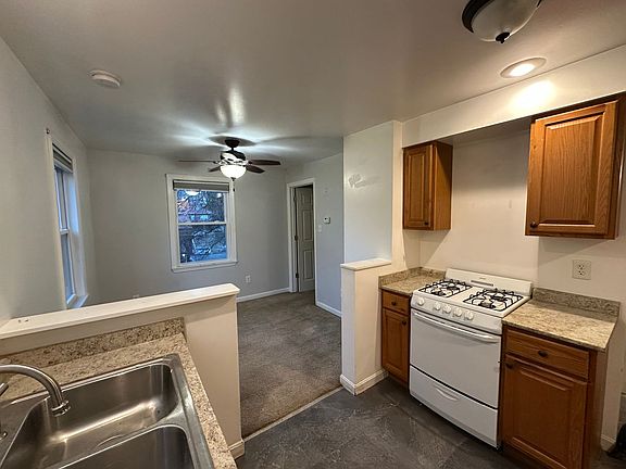 5th image of 3013 Glendale Ave #2