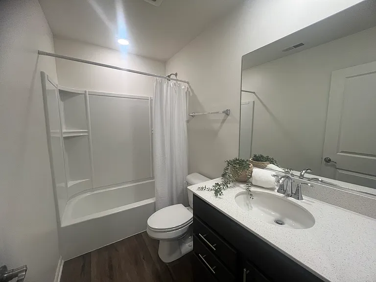 285 Lakeshore Dr — Photo 21