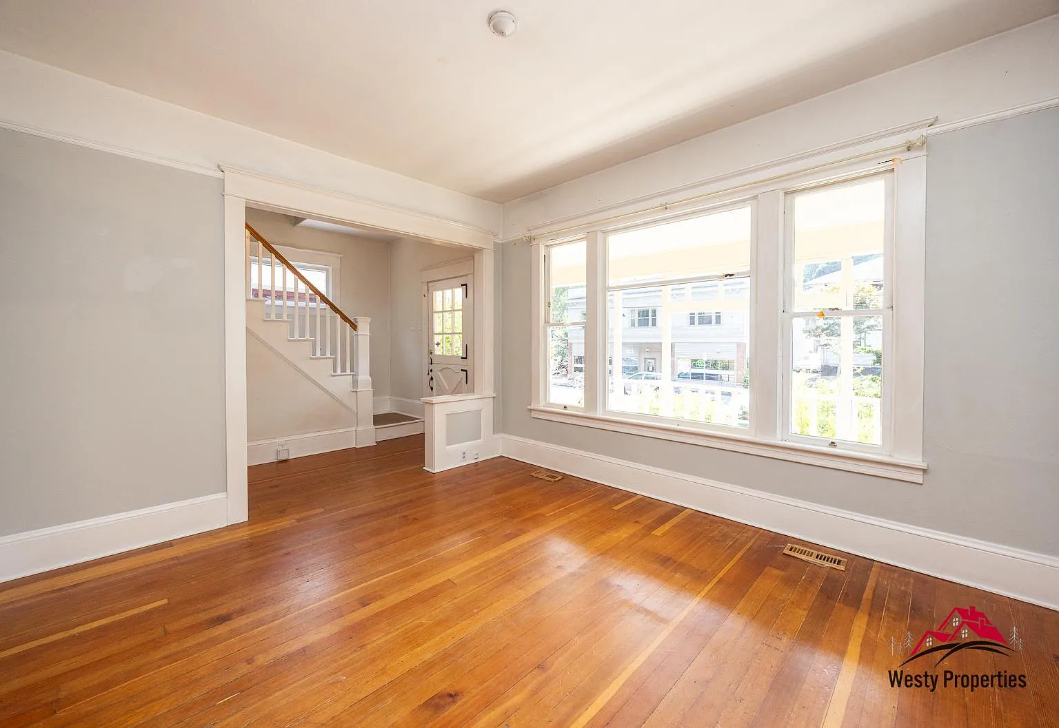 2445 SE Belmont St — Photo 4